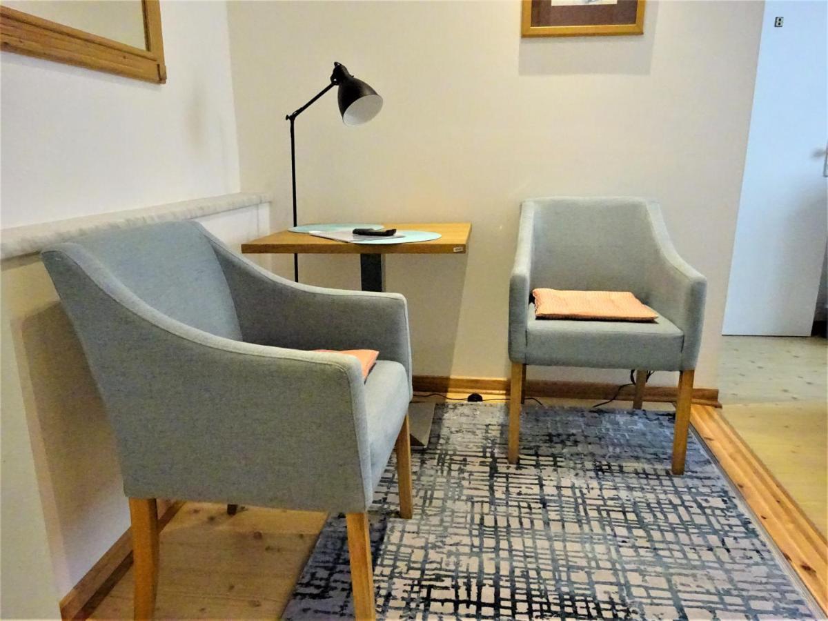 Hotel Pension Zur Faehrbruecke Stralsund Bagian luar foto