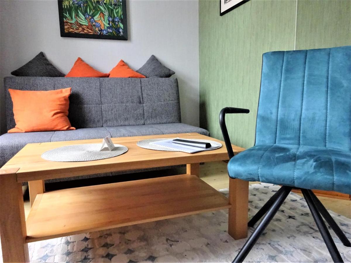 Hotel Pension Zur Faehrbruecke Stralsund Bagian luar foto