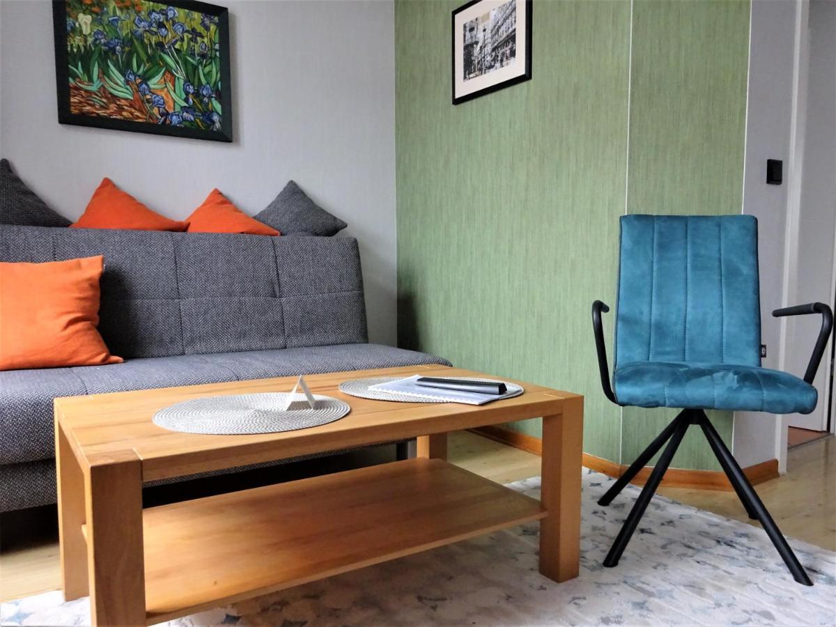 Hotel Pension Zur Faehrbruecke Stralsund Bagian luar foto