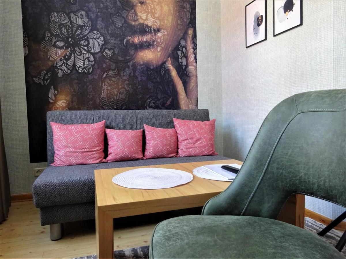 Hotel Pension Zur Faehrbruecke Stralsund Bagian luar foto